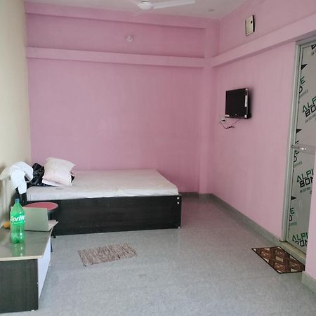 Hotel Radhey Krishna Patna  Kültér fotó